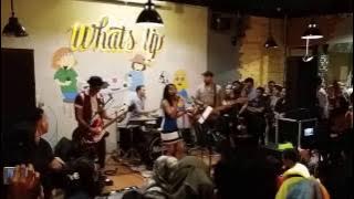 Mocca - Let Me Go ( Live on Intimate Show )