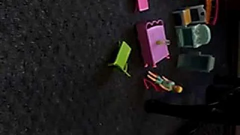 Body like a back road Polly pocket edition