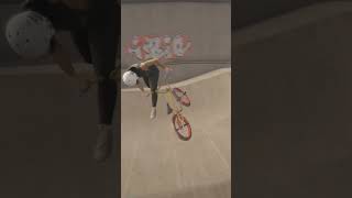 BMX STREETS 720 3 WHIP