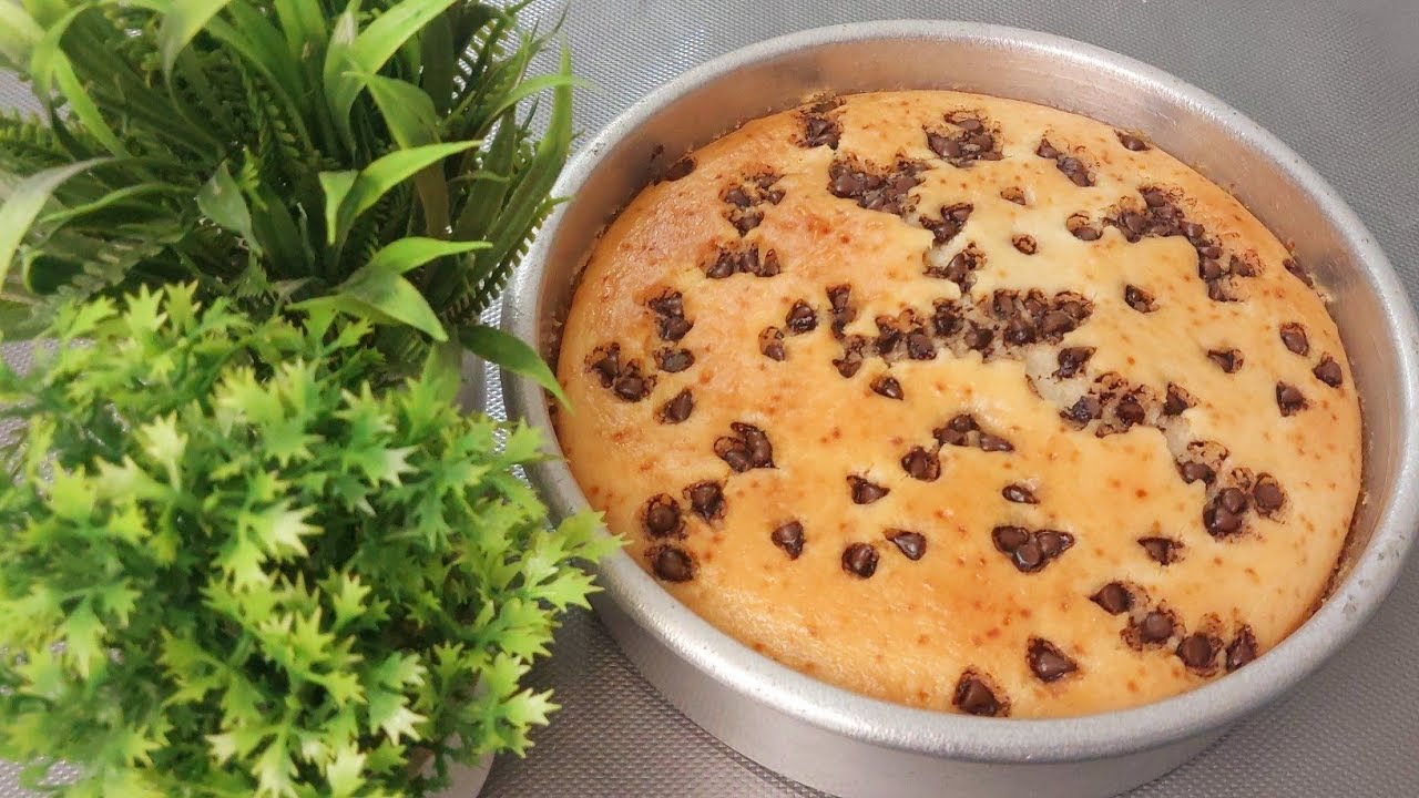 Eggless Rose Sponge Cake 🌹 | Super Soft & Fluffy Bakery Style Cake at Home 💕