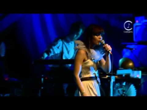 [HD] Bat For Lashes - Whats A Girl To Do? (Live Shepherds Bush Empire 2009)