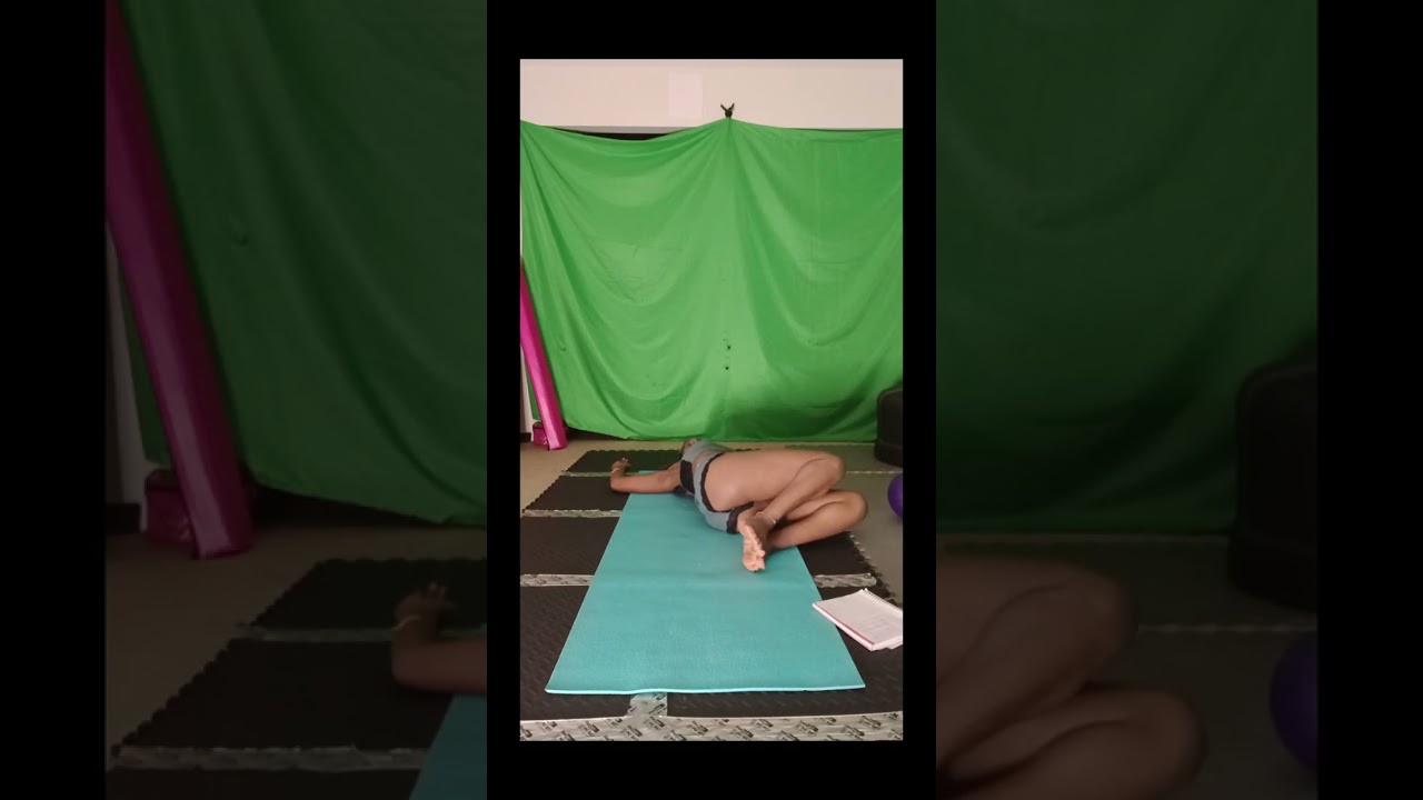  Bedtime Yoga for Beginners | Gentle Yoga for Relaxation & Deep Sleep