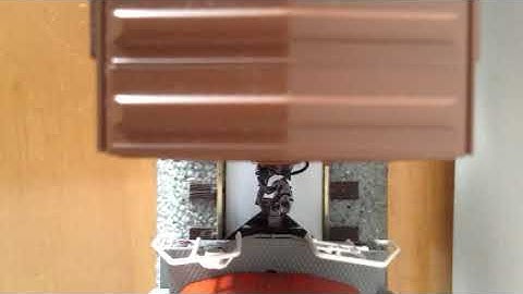 Automatic uncoupling  using ESU decoder & Smart coupler