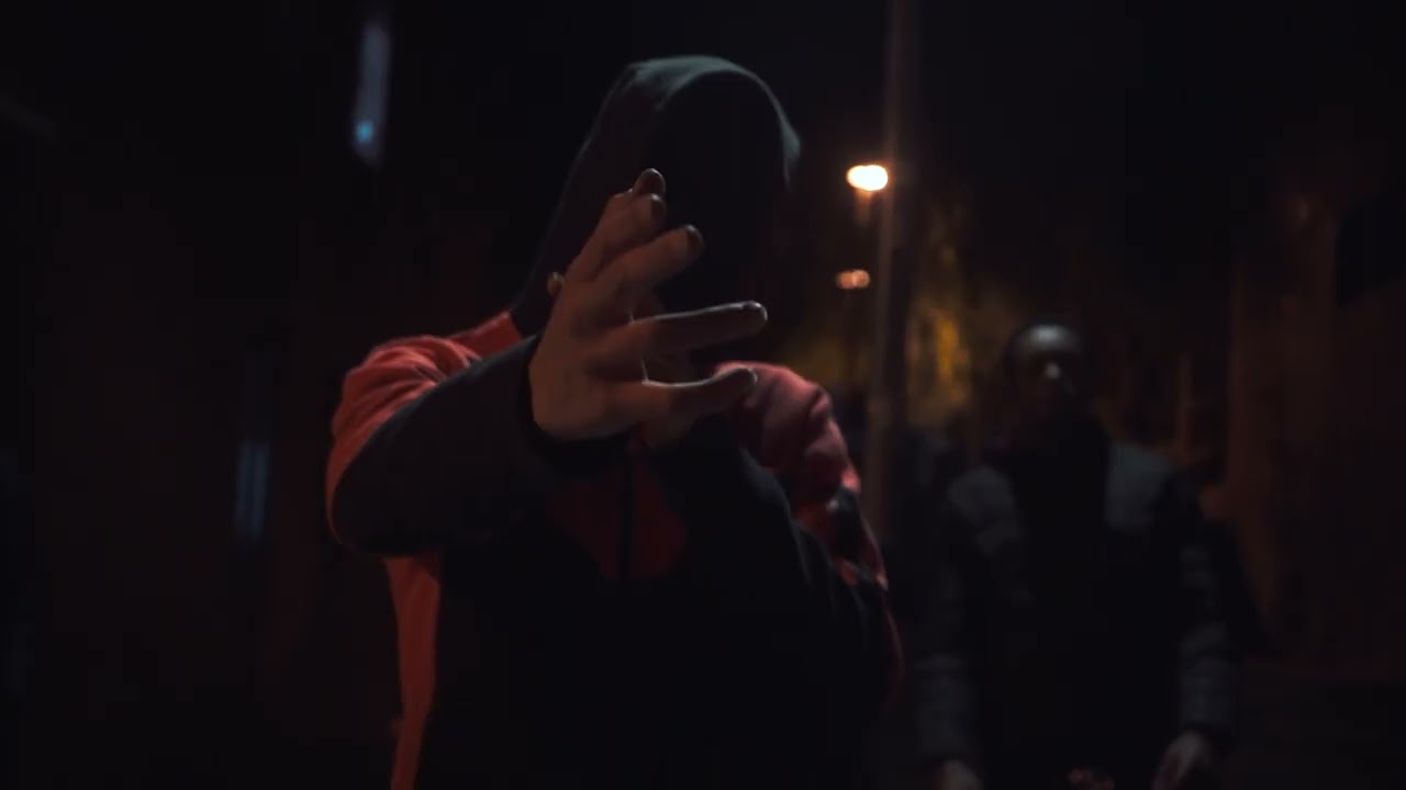 Guarda DP17 - SILENCE (Official Video) su YouTube Guarda DP17 - SILENCE (Official Video) su YouTube