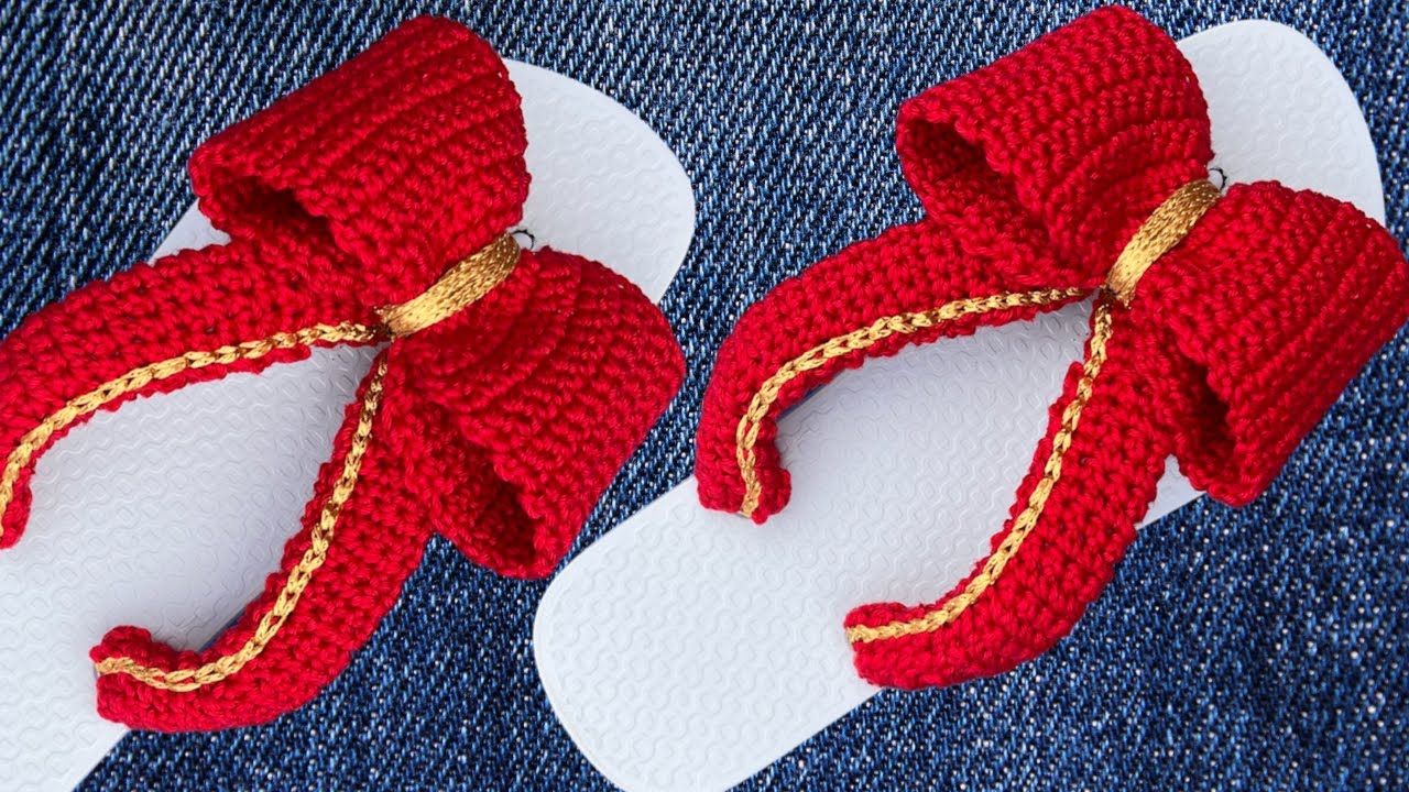 Laço 🎀 Chinelo Customizado com alça de Crochê: Padrão Cris Novais.