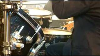 Download Lagu Stone Sour - 30 30 150 (Live At Pinkpop 2007)1 of 10 MP3