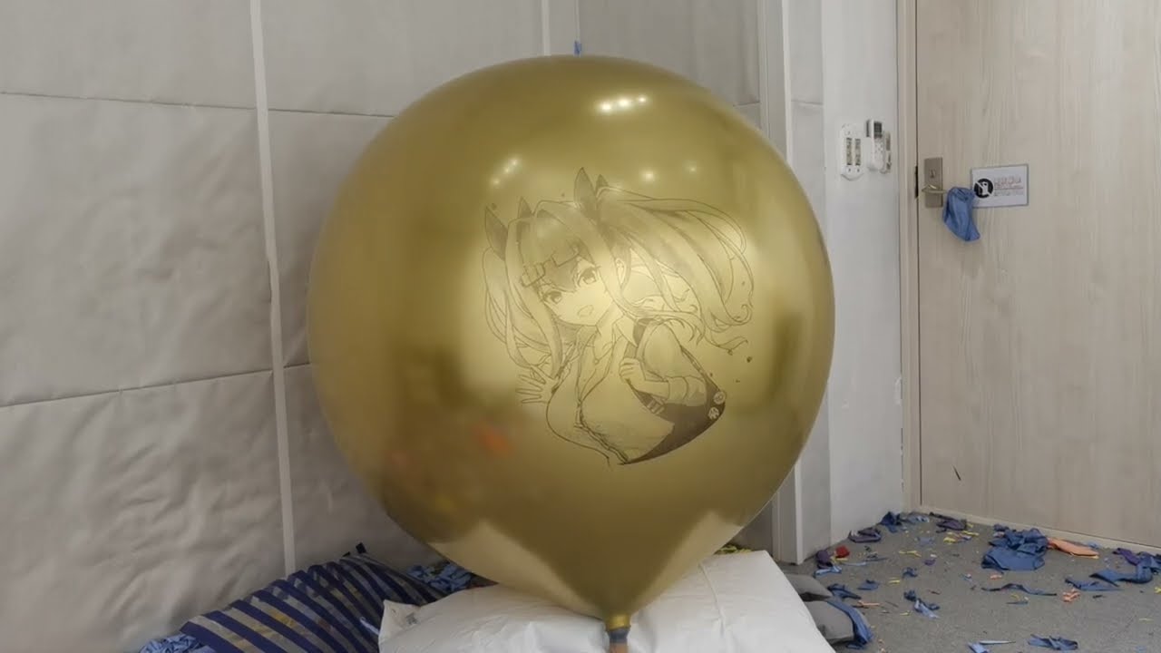 Anime balloon pump to pop (Bremerton 36inch Gold) - YouTube