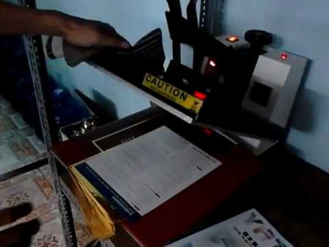 Video Mạ vàng bìa luận văn (2/3)- mạ nhũ vi tính tờ bao - youtube