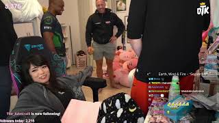 Knut catches Tectone cheating on his diet