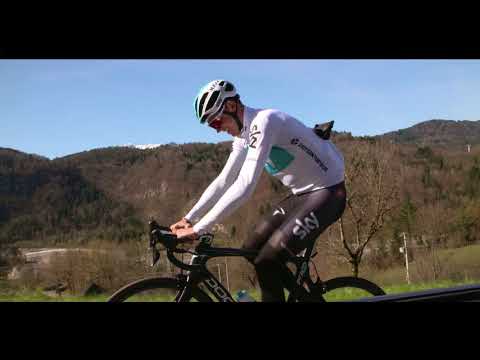 Video: Cik liela ir iespēja, ka Kriss Frūms 2018. gadā mēģinās pārvarēt Giro-Tour dubultspēli?