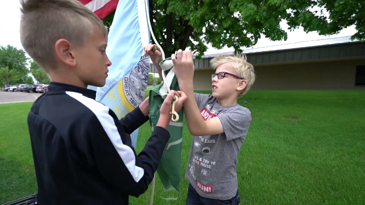 Oscar Howe Flag Etiquette