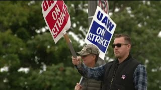 Talks stall as UAW-GM strike hits day 19