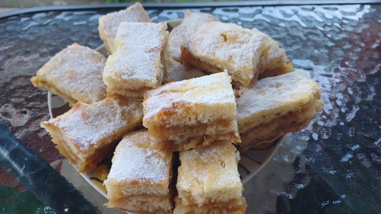 Prajitura cu mar si gris (Prajitura lenesului)