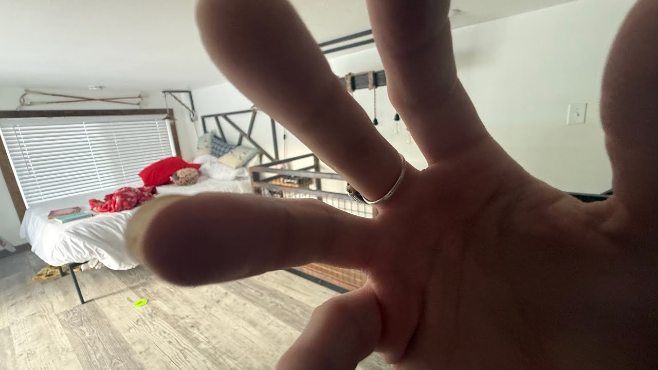 Air BnB tour | ASMR, LOTS of 📸camera tapping, and ✨TINGLES✨ 