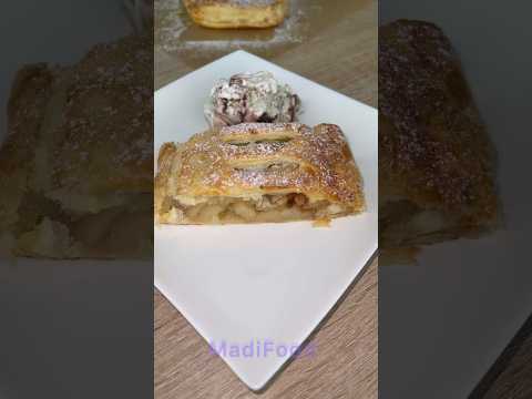 Быстрая вкусняшка с яблоками и орехами к чаю.