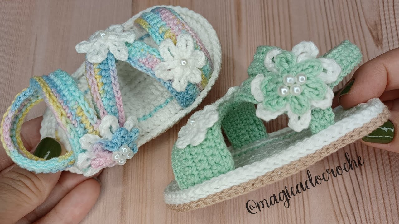 Sandália de Crochê para Bebê (tamanho da solinha: 10cm/serve em um bebê com pezinho de 9 a 9,5cm)