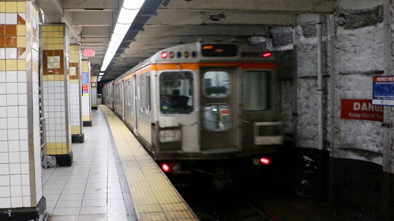 SEPTA Metro: 1982 Kawasaki B-IV Train on the Broad Street Subway