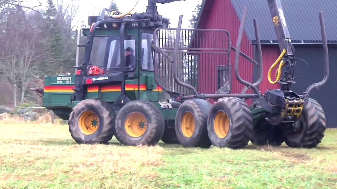 Dags att jobba för legenden – Mini Bruunett!