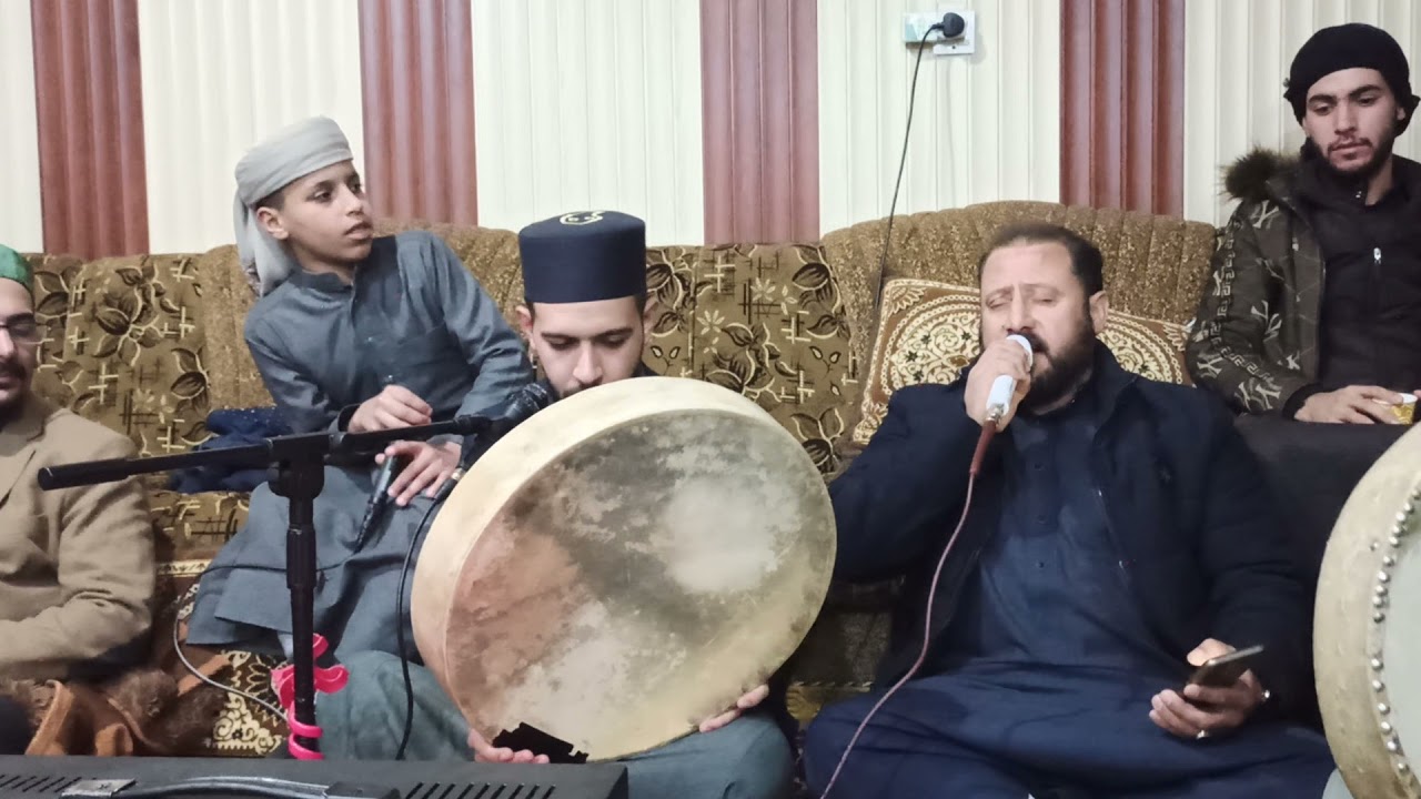 المداح فارس السلمان البري المعماري.