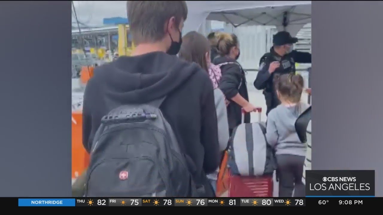 Ukrainian Refugees Arrive to California And Mexico Border