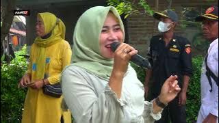 ANDI PUTRA 1 EDAN MANING VOC RISKA DESA RAJASINGA BLOK TERISI KEC TERISI INDRAMAYU