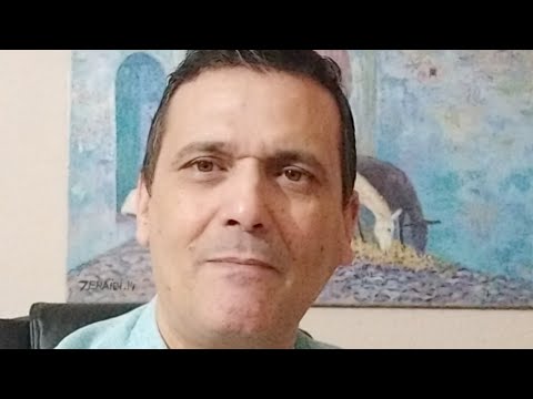 فرحة الشعب الحقيقية بسقوط الملكية وليست بكرة القدم