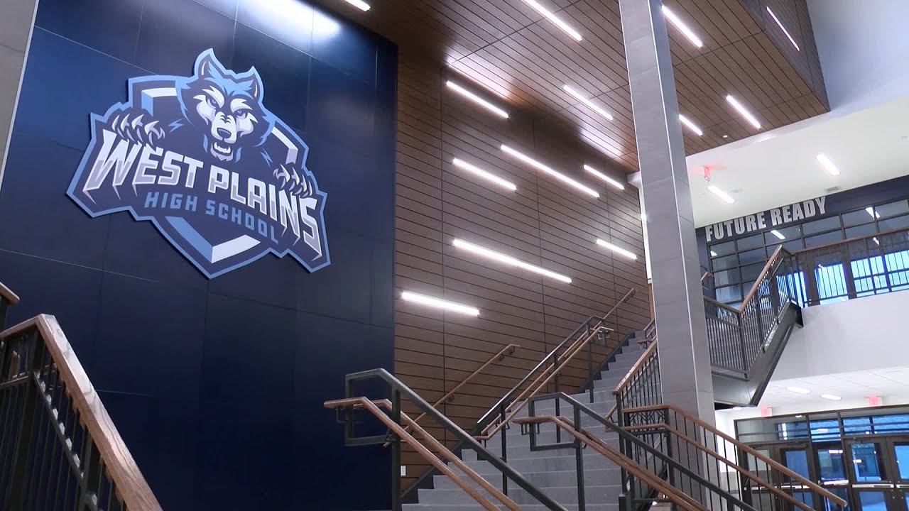 Historic opening day for Canyon ISD's new West Plains High School YouTube