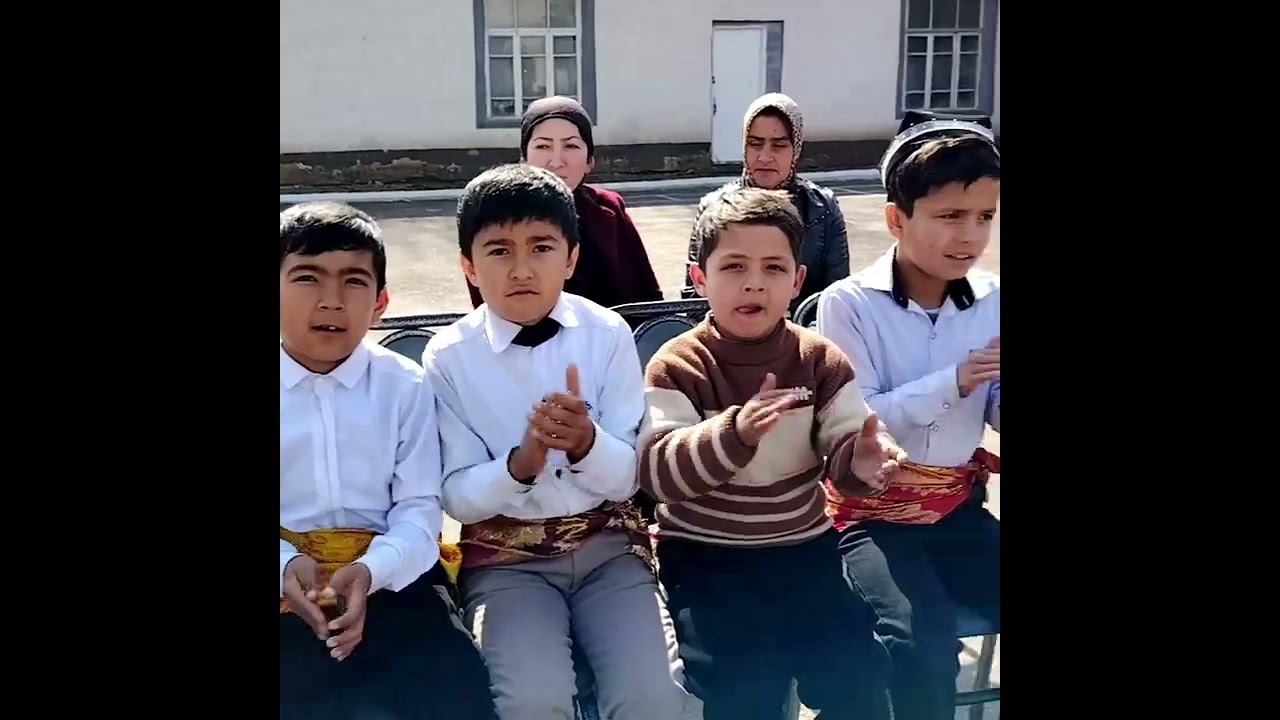 8-mart 12-maktabda o‘tkazilgan tadbirdan 