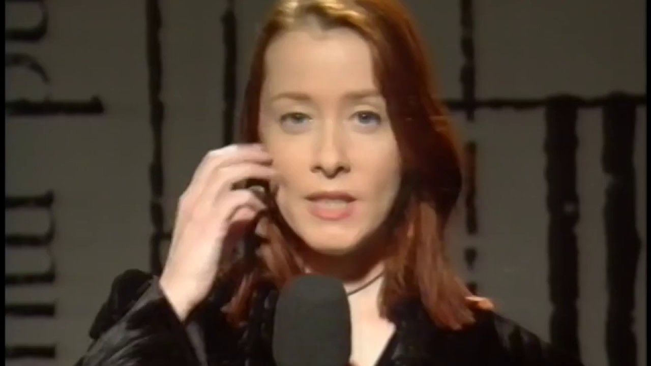 ledsager komponent Slid Suzanne Vega - Tom's Diner (Live Acappella) (BBC TV 1994) - YouTube