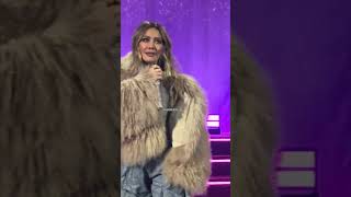 Hilary Duff Wake Up 4K Live 1.19.26