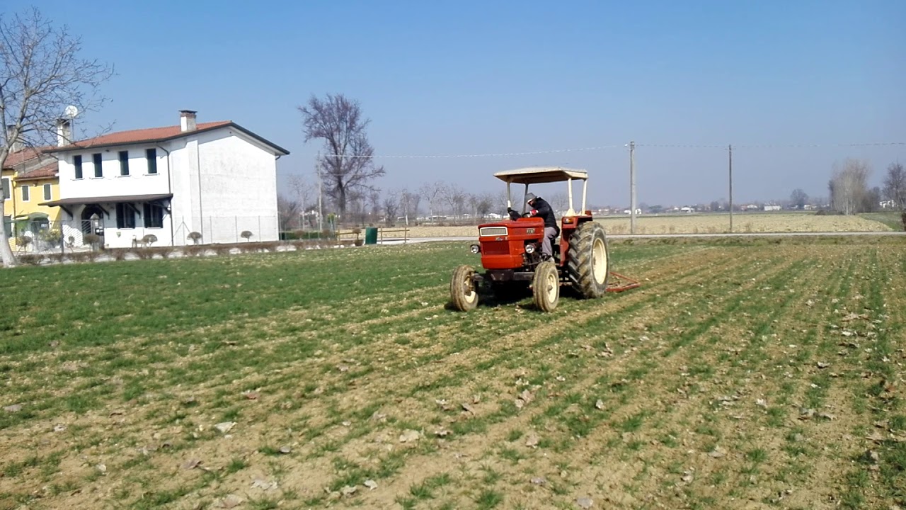 Fiat 640 con erpice strigliatore "rompegara"