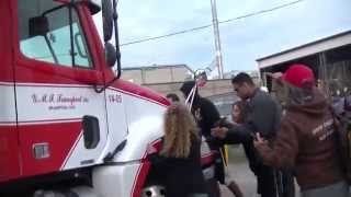 Trucker Assaults Protesters with Truck 24hr Vigil Sept 25, 2015 Vegan Gains