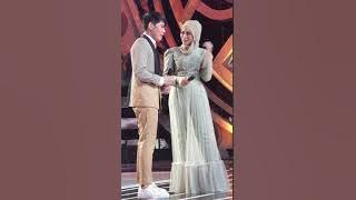 SENYUM INDAH UYAINA MENGGUGAH HATI PUJAAN HATI