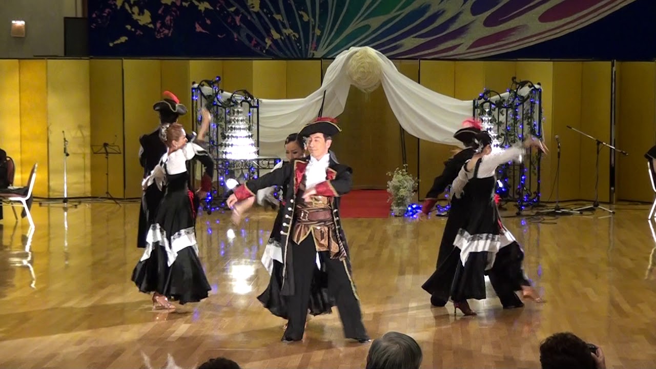 社交ダンス・フォーメーション：「パイレーツオブカリビアン