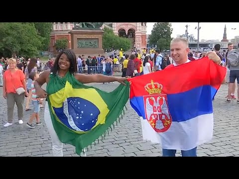 Video: I pattinatori russi hanno invaso la Piazza Rossa