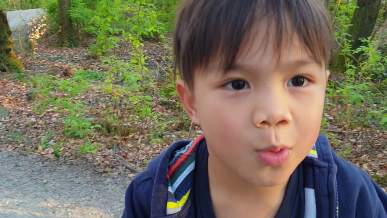 Ellyzza and Vince Biking at Mosvangen