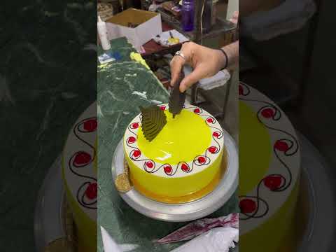 #food #foodie #howtomakecakecreamathome #chocolatecake