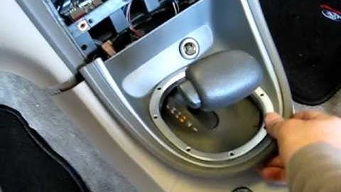 HOW TO REMOVE CONSOLE 2004 MUSTANG