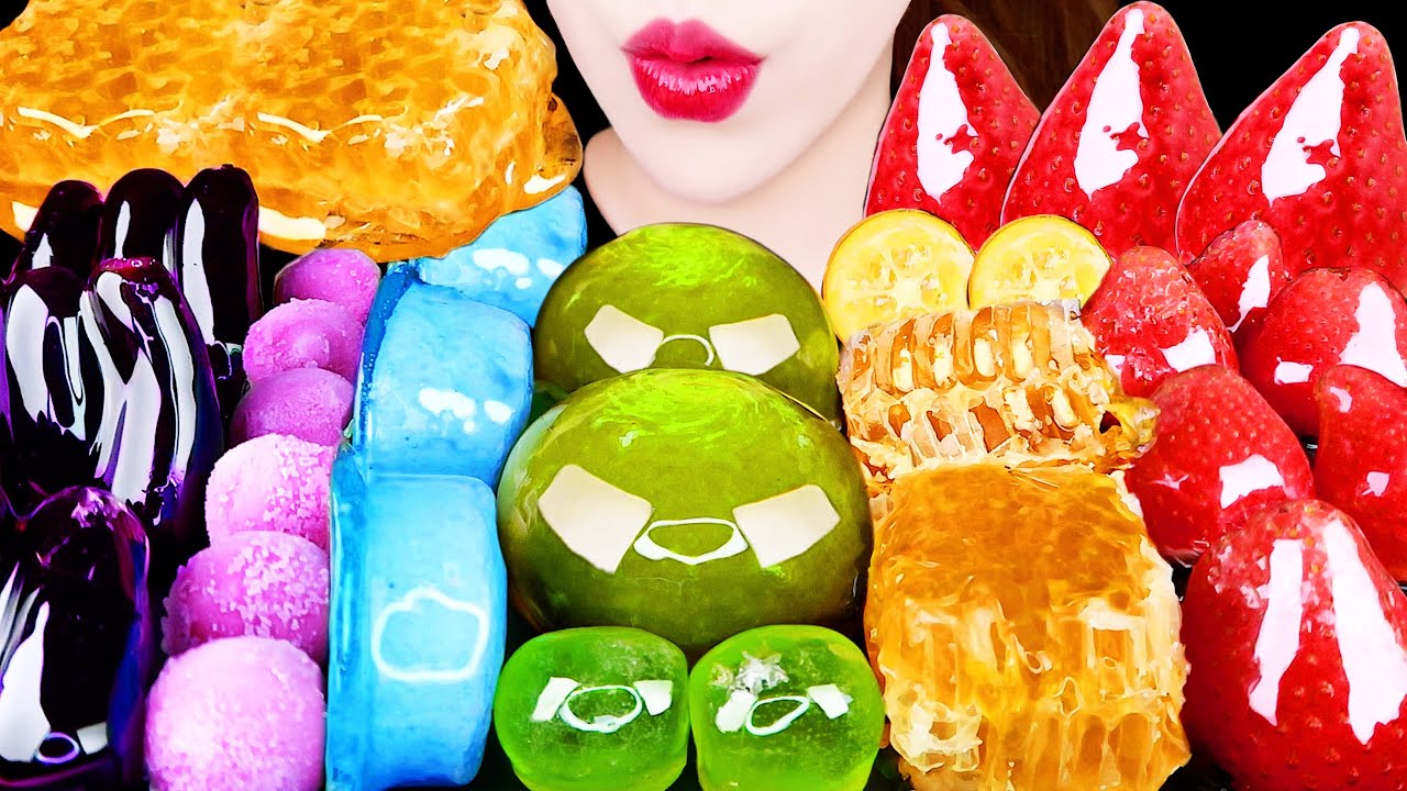 ASMR RAINBOW CANDIED FRUIT TANGHULU *HONEY COMB, TTEOK, MARSHMALLOW EATING SOUNDS MUKBANG 탕후루 먹방 咀嚼音