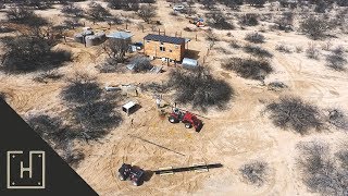 Off Grid Solar Installation - Day 1
📸 Follow me on Instagram
https://www.instagram.com/handeeman_
✅ My Website
https://handeeman.co
📹Watch the entire Building A Home series
http://bit.ly/BuildingAHomeSeries
🎥Hannahs Vlog Channel
https://www.youtube.com/channel/UCPnj0EpAm7lsJN49pg82nRw
✅ Follow me on Facebook
https://www.facebook.com/handeeman.official
✅ DIY Homestead Projects Facebook Group
https://www.facebook.com/groups/diyhomesteadprojects
🎵 Music I Use In My Videos from Epidemic Sound
http://bit.ly/EpidemicSoundHandeeman
#handeeman #diy #buildingahome Off Grid Solar Installation - Day 1
