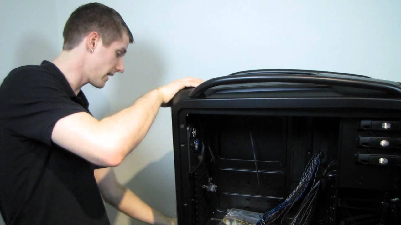 Cooler Master Cosmos II Extreme Gaming Case Unboxing & First Look Linus  Tech Tips - YouTube
