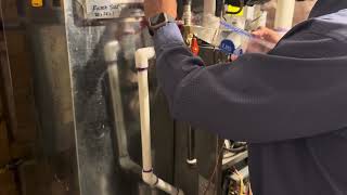Cleaning the EZ Trap condensate line for the AC
