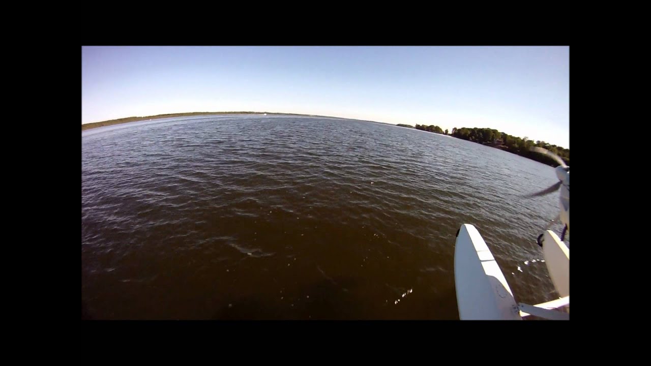 Ultravia Pelican CGDAD on Lake Scugog.wmv