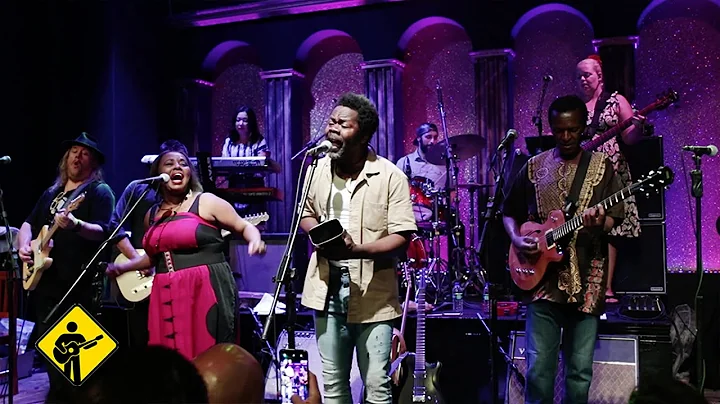 Cora | Playing For Change Band live in Goinia, Bra...