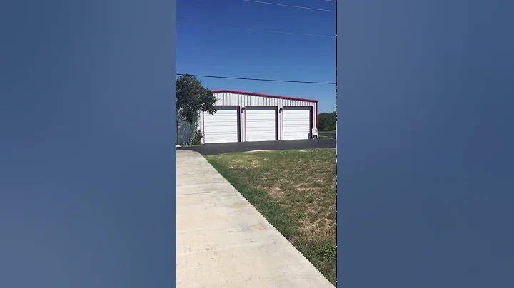 1703 W Corpus Christi St. 6 Bay Warehouse on Bypas...