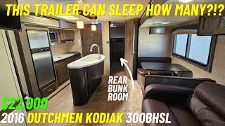 You Won't Believe How Many People This Trailer Can Sleep! 2016 Dutchmen Kodiak 300BHSL Quick RV Tour by RV Walkthroughs 130 views 1 month ago 2 minutes, 54 seconds