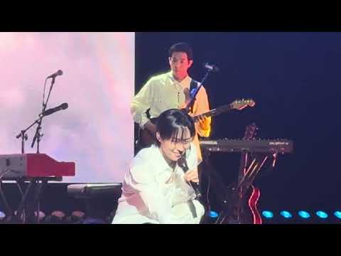 WALKING ON CLOUDS - THE ROSE |NEW YORK| {FANCAM} 260605