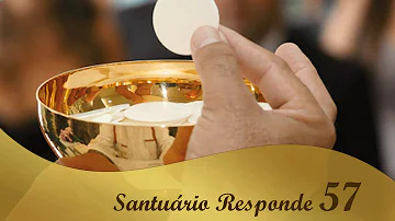 Como devo receber a hóstia?