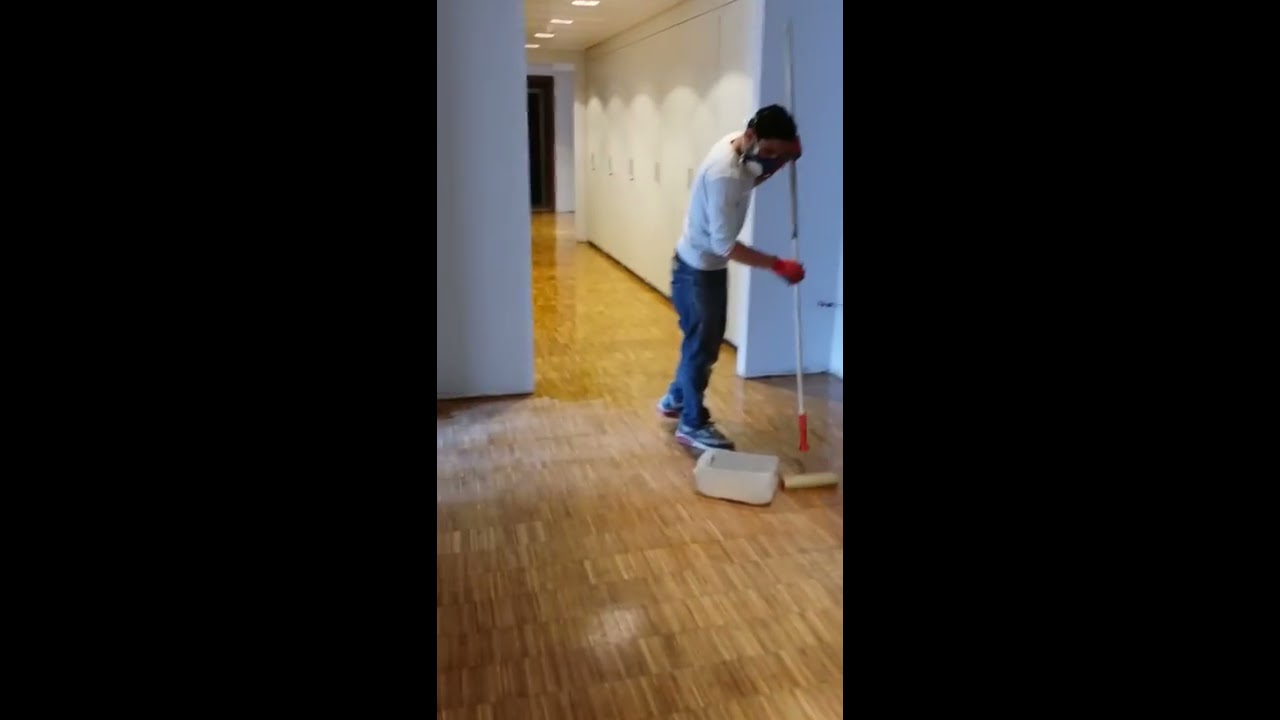 Parquet milano. come verniciare il pavimento in legno parquet /te ... Verniciare il pavimento