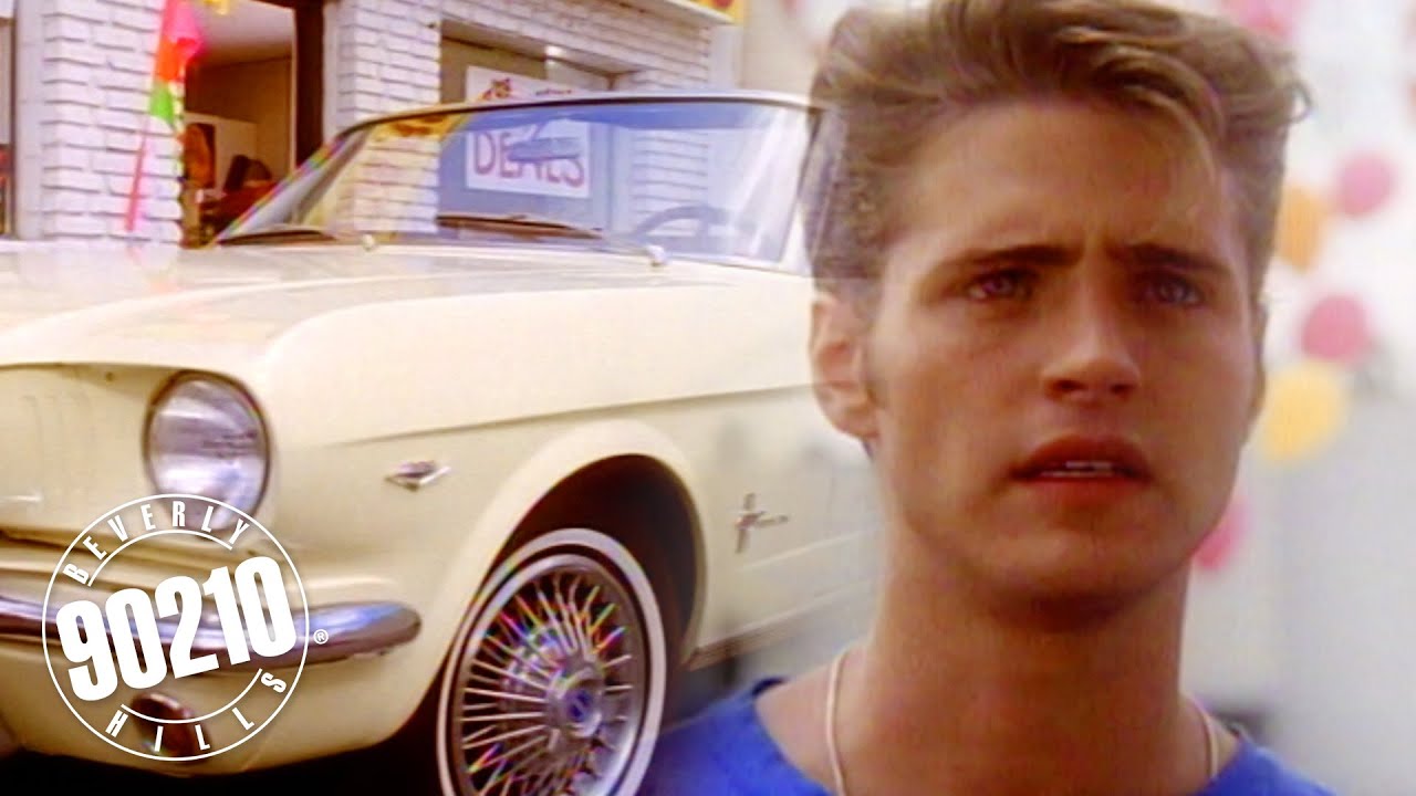希少!　ビバリーヒルズ90210 MUSTANG Brandon's New Dream Car Turns Out to Be a Lemon - YouTube